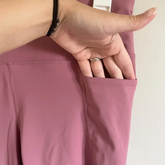 Pink rose athletic mesh detail leggings pants - Picture 5 of 7